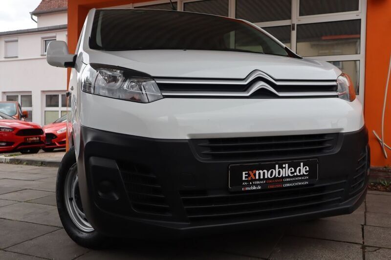 Weiß Gebraucht 2018 Citroën Jumpy Profi Van / Kleinbus | 14.499 € (Superpreis) - Bild 1/4