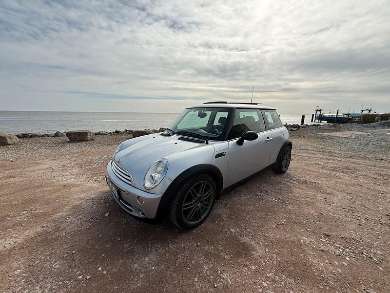 Gebraucht Mini Cooper 116 PS (85 kW) 2005 Silber Kleinwagen