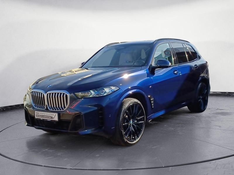 Blau Gebraucht 2024 BMW X5 M Sport SUV | 75.720 € (Superpreis) - Bild 1/4