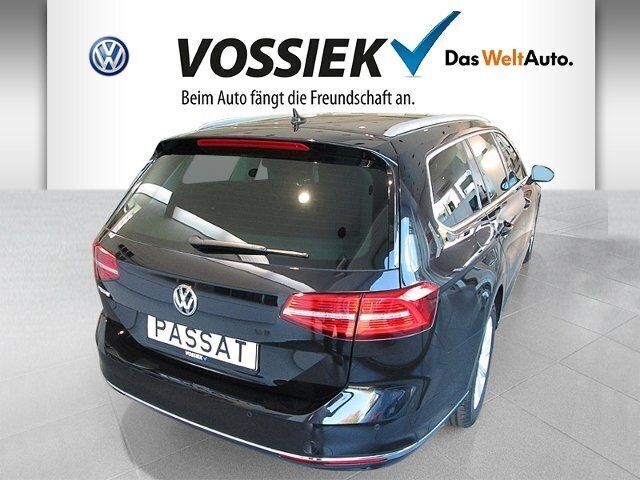 Gebraucht VW Passat Highline 150 PS (110 kW) 2018 Schwarz metallic Kombi