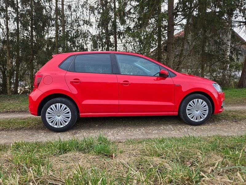 Gebraucht VW Polo LOUNGE 90 PS (66 kW) 2015 Kleinwagen