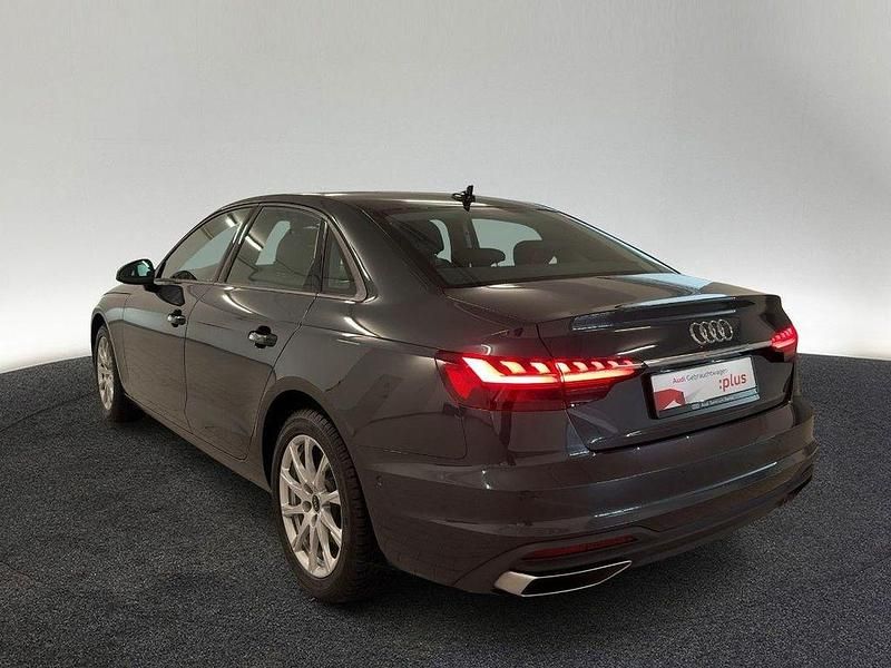 Second-hand Audi A4 Basis 150 CP (110 kW) 2025 Gri Berlinǎ