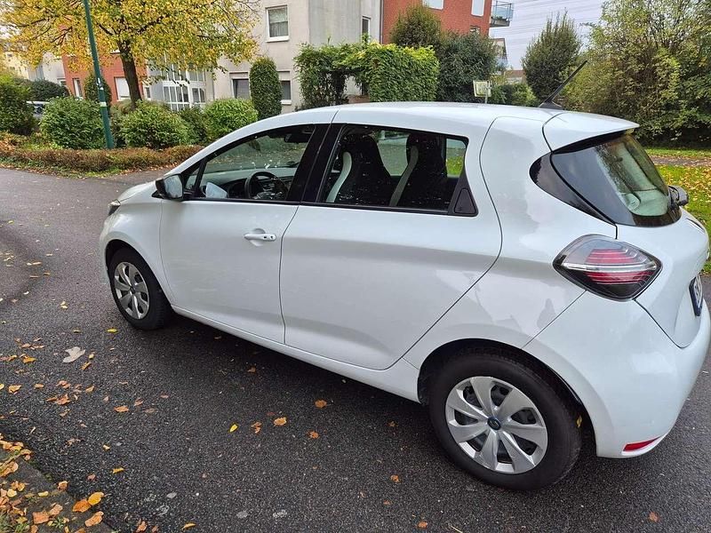 Weiß Gebraucht 2020 Renault Zoe Intens Kleinwagen | 11.500 € (Fairer Preis) - Bild 1/4