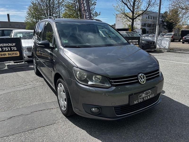 Gebraucht VW Touran Match 140 PS (102 kW) 2013 Grau Van / Kleinbus