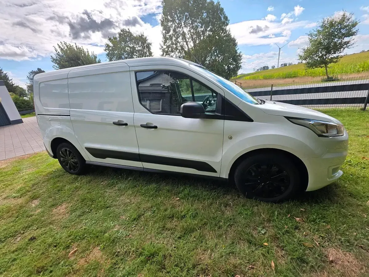 Gebraucht Ford Transit Connect 101 PS (74 kW) 2019 Weiß Van / Kleinbus