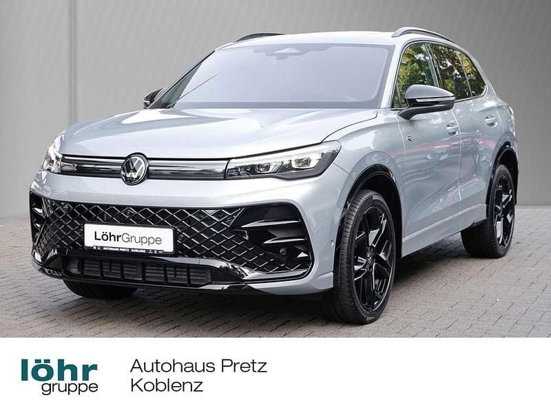 Oyster silver metallic Gebraucht 2024 VW Tiguan R-line SUV | 49.880 € (Teuer) - Bild 1/4