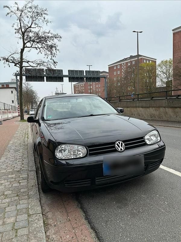 Gebraucht VW Golf IV 75 PS (55 kW) 2003 Schwarz Kleinwagen