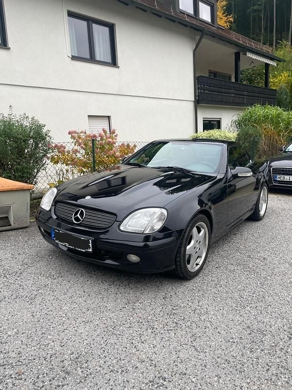 Gebraucht Mercedes SLK320 218 PS (160 kW) 2000 Schwarz Cabrio