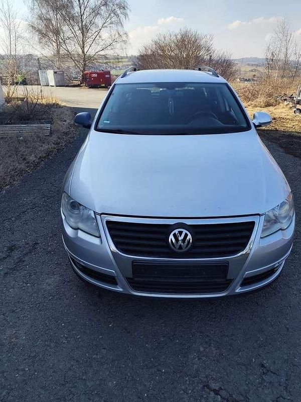 Gebraucht VW Passat Comfortline 140 PS (102 kW) 2005 Silber Kombi