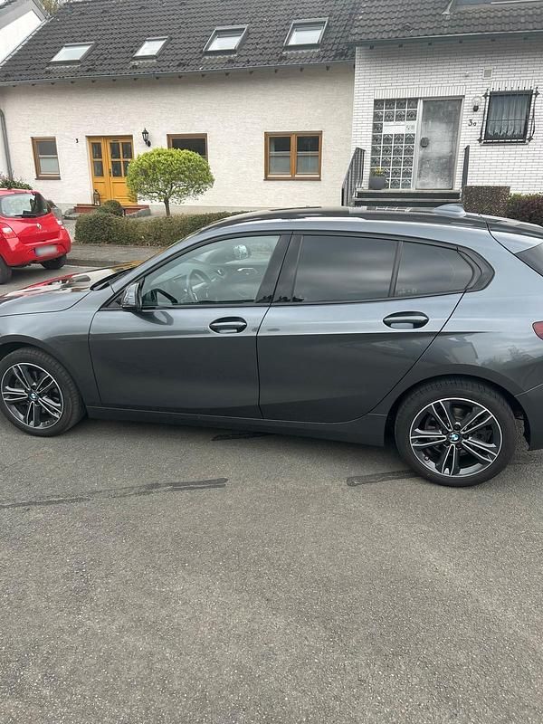 Brugt BMW 116 116 HK (85 kW) 2019 Grå Hatchback