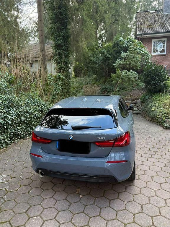 Gebraucht BMW 118 140 PS (102 kW) 2019 Grau Kleinwagen