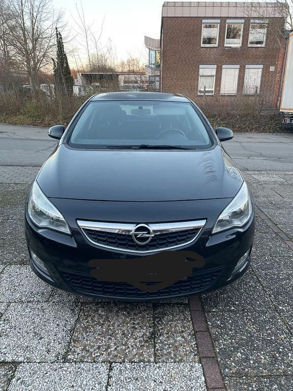 Gebraucht Opel Astra 101 PS (74 kW) 2010 Schwarz Limousine