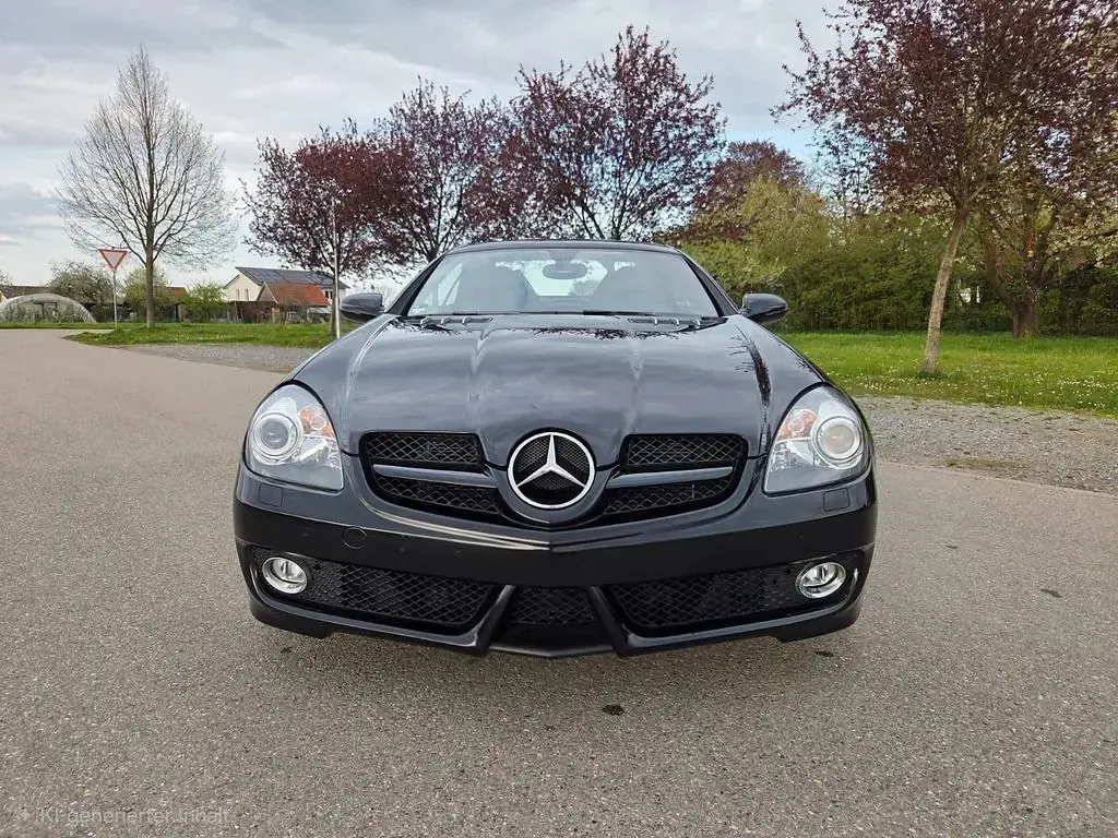 Gebraucht Mercedes SLK280 231 PS (169 kW) 2009 Schwarz Cabrio