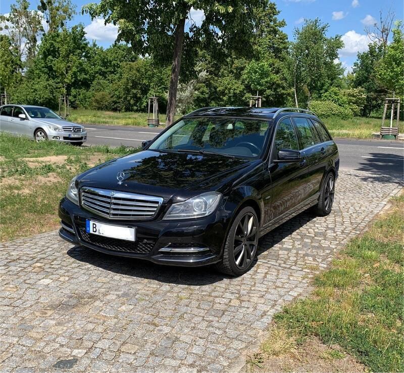 Schwarz Gebraucht 2012 Mercedes C300 Kombi | 8.990 € (Fairer Preis) - Bild 1/4