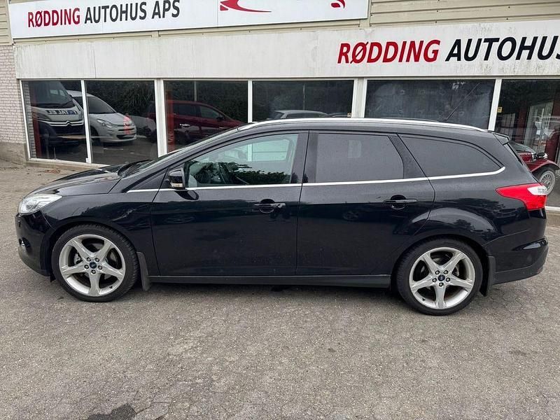 Gebraucht Ford Focus Titanium 182 PS (133 kW) 2011 Schwarz Limousine