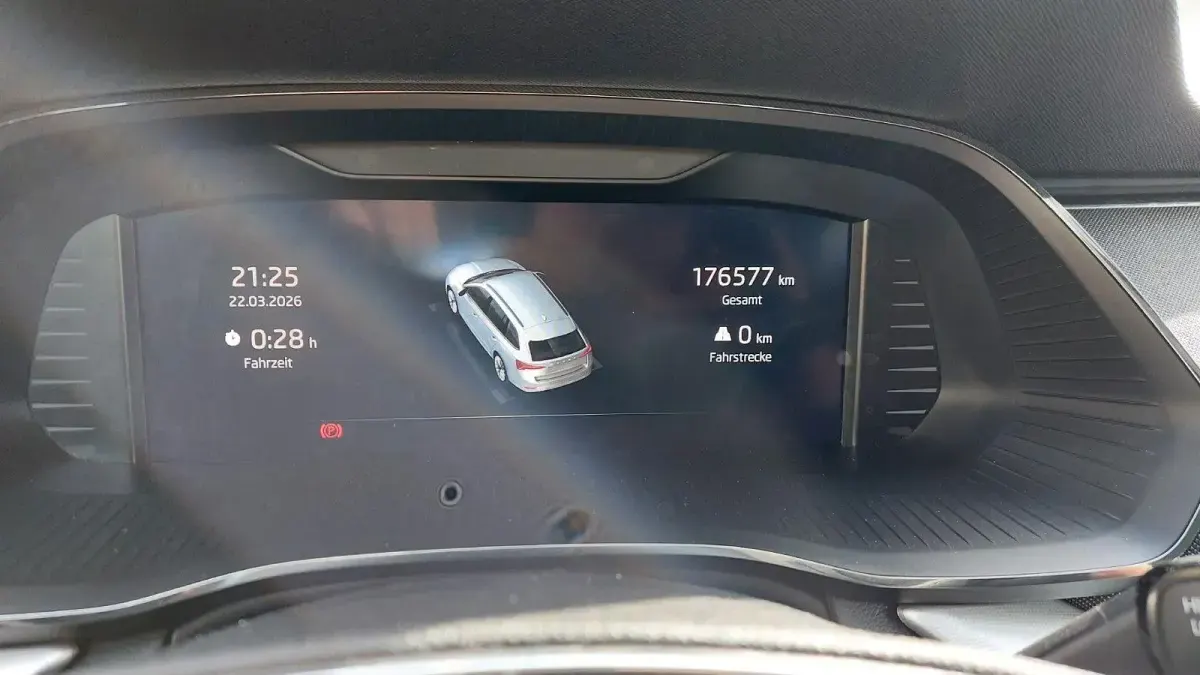 Gebraucht Skoda Octavia Ambition 116 PS (85 kW) 2023 Silber Kombi