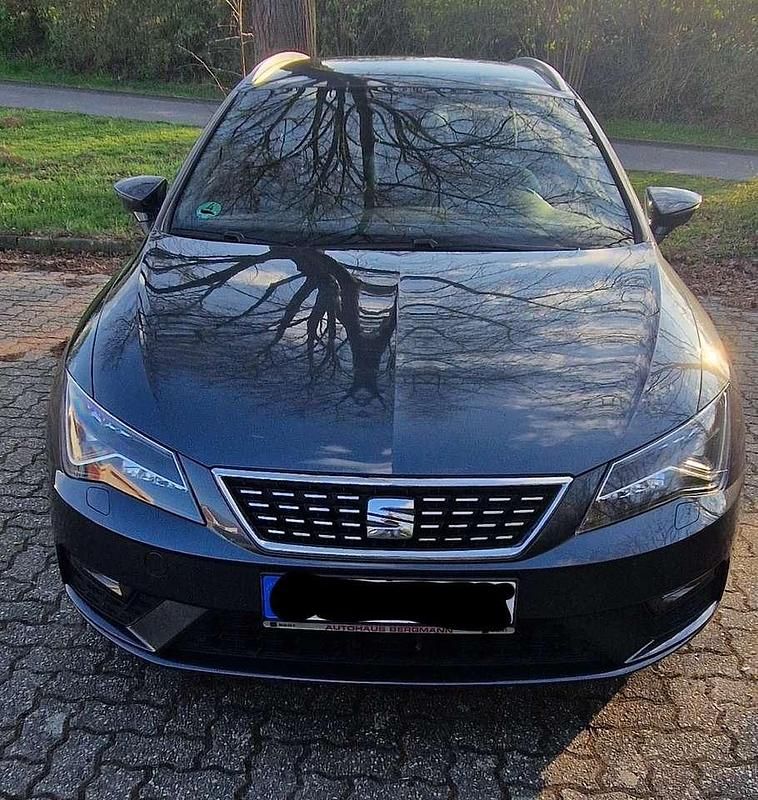 Grau Gebraucht 2019 Seat Leon ST Kombi | 11.000 € (Superpreis) - Bild 1/4