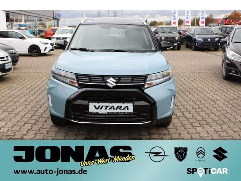 Neu Suzuki Vitara Comfort+ 109 PS (80 kW) 2025 Grau SUV