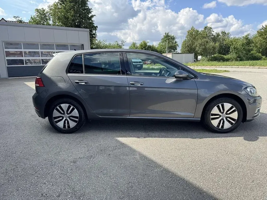 Gebraucht VW Golf VII 150 PS (110 kW) 2018 Grau Limousine