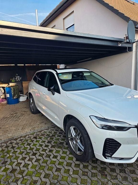 Gebraucht Volvo XC60 Plus 197 PS (144 kW) 2022 Weiß SUV