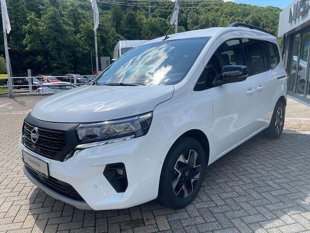 Neu Nissan Townstar Tekna 131 PS (96 kW) 2025 Mineral white (s) Kombi