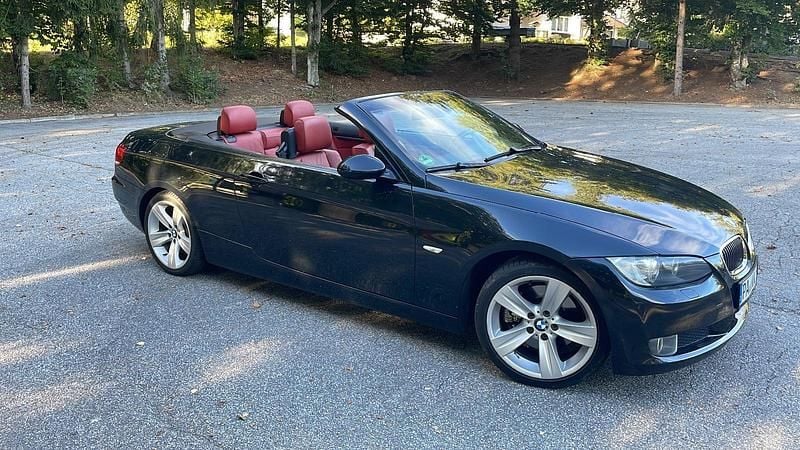 Gebraucht BMW 325 Cabriolet 218 PS (160 kW) 2008 Schwarz Cabrio