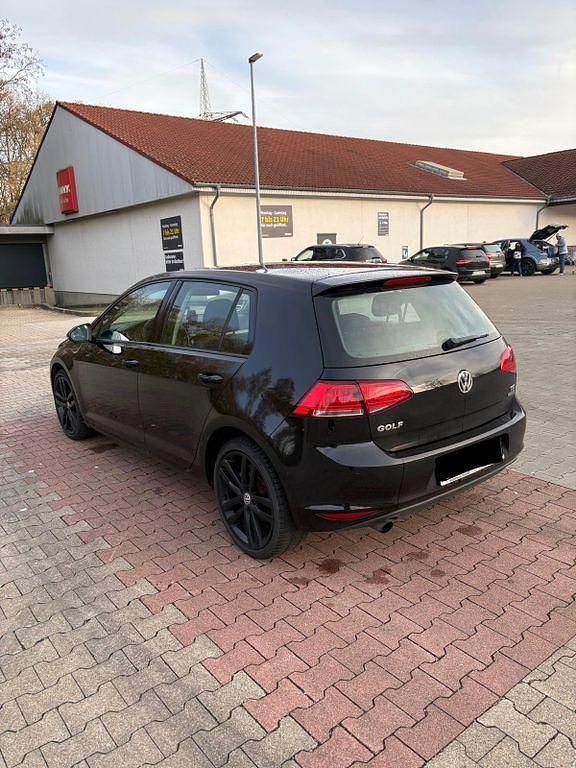 Schwarz Gebraucht 2013 VW Golf Comfortline Limousine | 9.500 € (Fairer Preis) - Bild 1/4