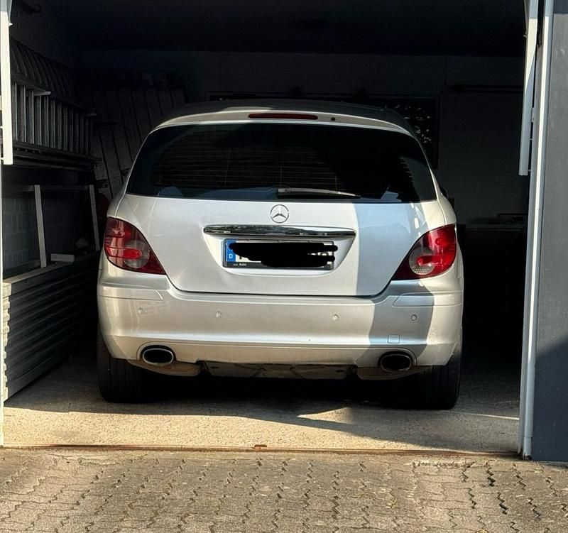 Gebraucht Mercedes R280 190 PS (139 kW) 2008 Silber Van / Kleinbus