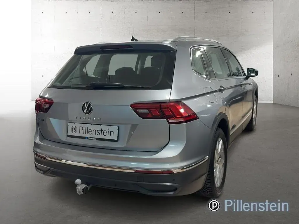 Gebraucht VW Tiguan Life 150 PS (110 kW) 2025 Silber SUV