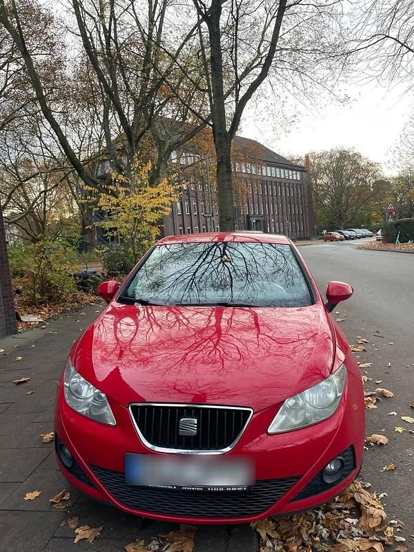 Rot Gebraucht 2011 Seat Ibiza Copa Kleinwagen | 2.700 € (Fairer Preis) - Bild 1/4