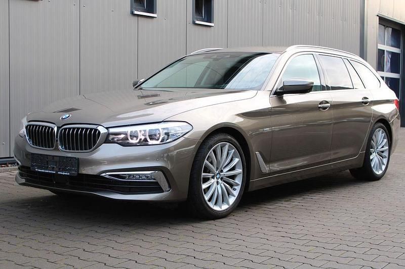 Gebraucht BMW 520 Luxury Line 190 PS (139 kW) 2018 Beige Limousine