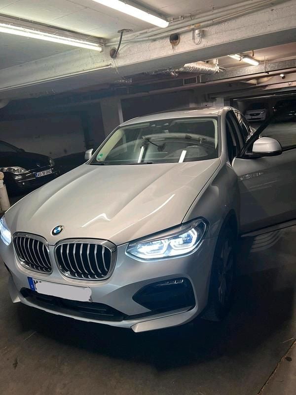 Silber Gebraucht 2020 BMW X4 xLine SUV | 37.500 € (Guter Preis) - Bild 1/4
