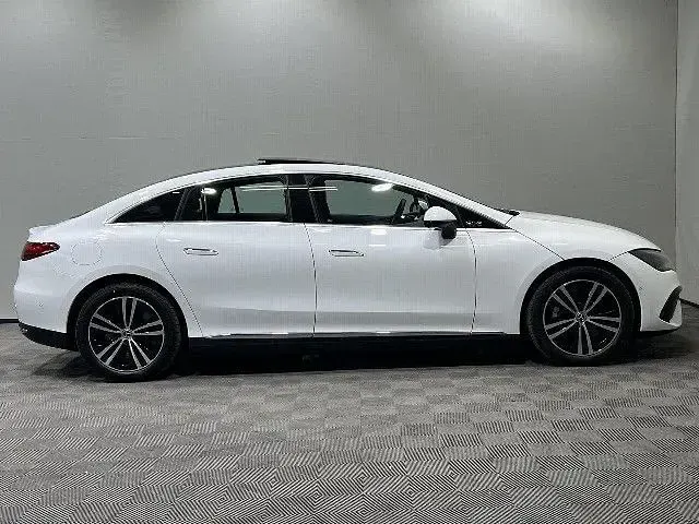 Gebraucht Mercedes EQE300 180 kW (245 PS) 2025