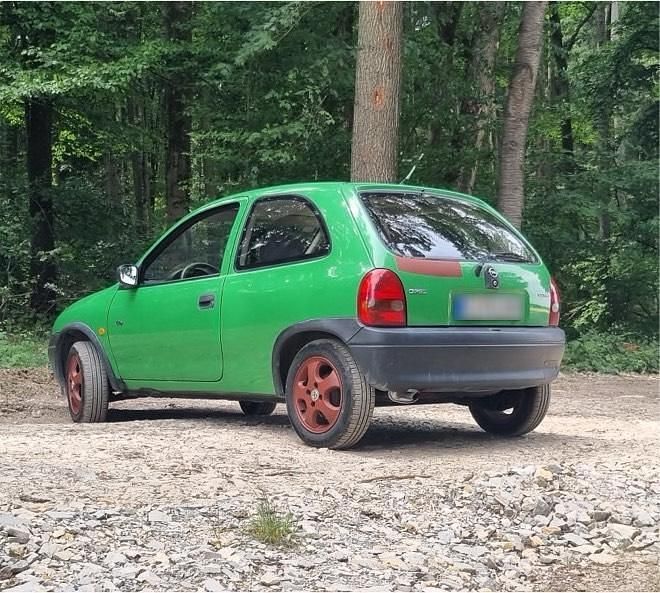 Gebraucht Opel Corsa 54 PS (39 kW) 1998 Grün Kleinwagen