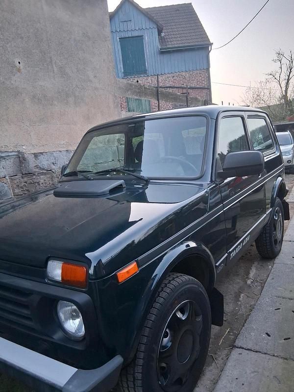 Gebraucht Lada Taiga 87 PS (63 kW) 2019 Grün SUV