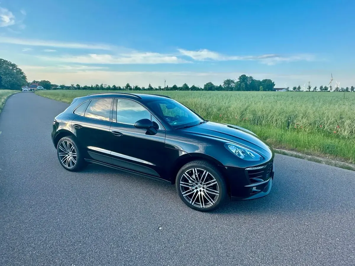 Gebraucht Porsche Macan 190 PS (139 kW) 2016 Schwarz SUV