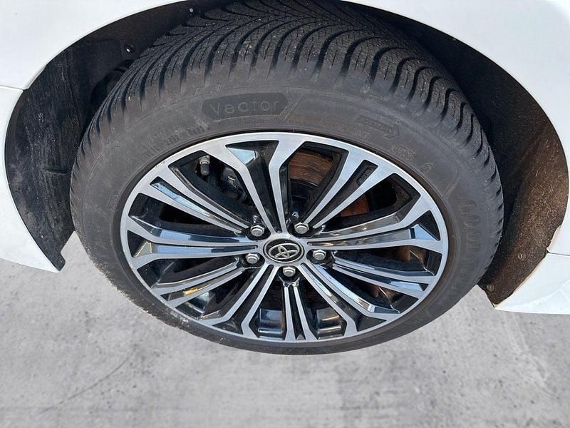 Gebraucht Toyota Corolla 152 PS (111 kW) 2022 Weiß Kombi