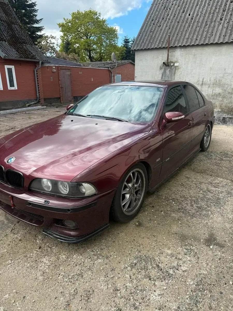Gebraucht BMW 528 193 PS (141 kW) 1999 Violet Limousine