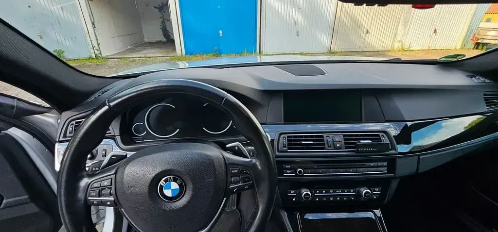Gebraucht BMW 530 Performance 245 PS (180 kW) 2010 Silber Limousine