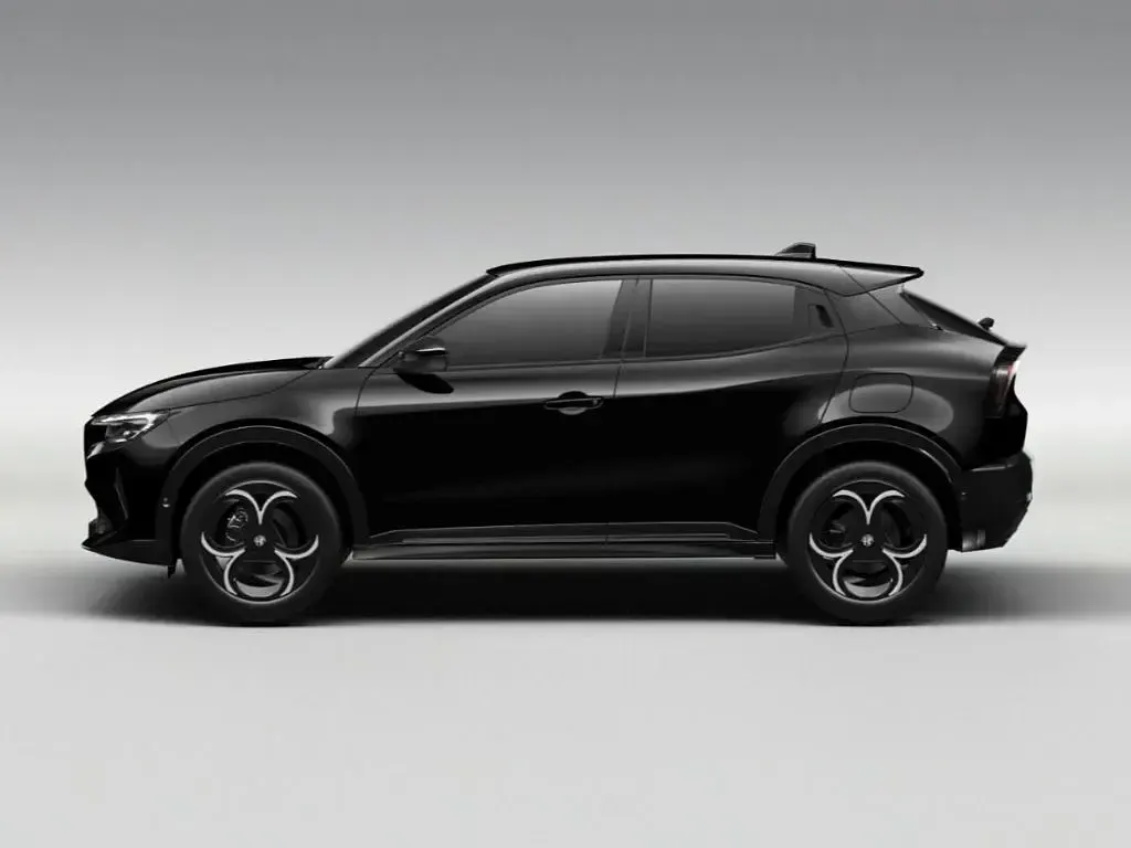 Neu Alfa Romeo Junior Ti 145 PS (106 kW) 2026 Schwarz SUV