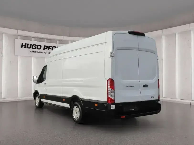 Gebraucht Ford Transit Trend 131 PS (96 kW) 2025 Frozen white Van