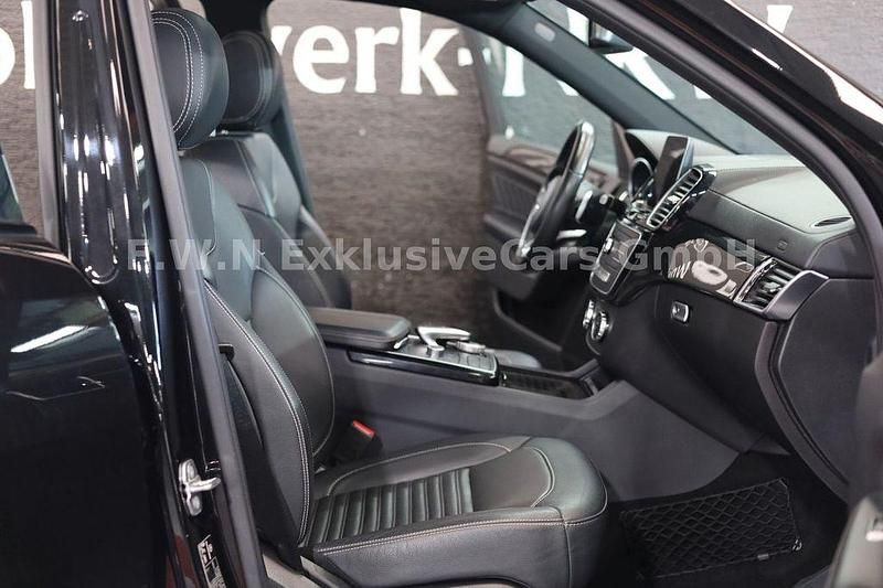 Gebraucht Mercedes GLS350 AMG 258 PS (189 kW) 2018 Schwarz SUV