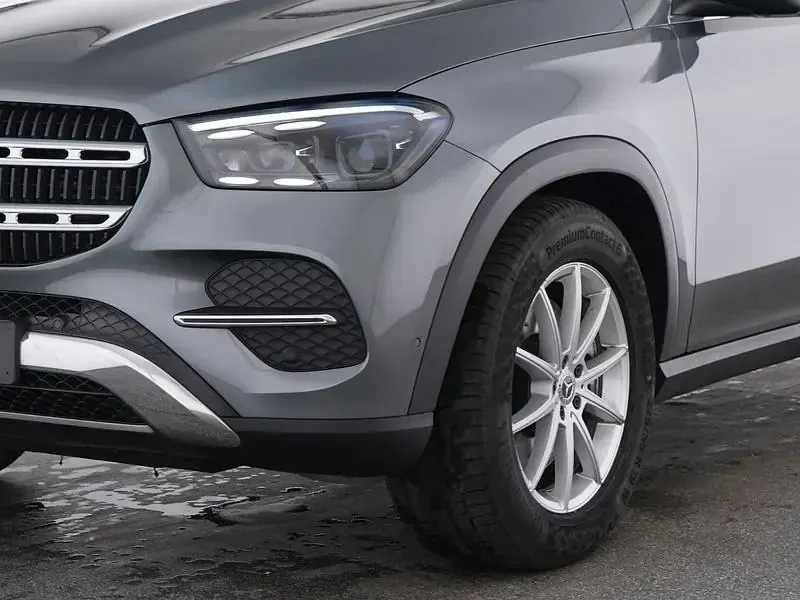 Gebraucht Mercedes GLE400 Premium 252 PS (185 kW) 2025 Grau SUV