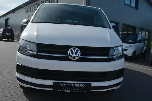 Gebraucht VW Multivan 150 PS (110 kW) 2018 Candyweiss Van / Kleinbus