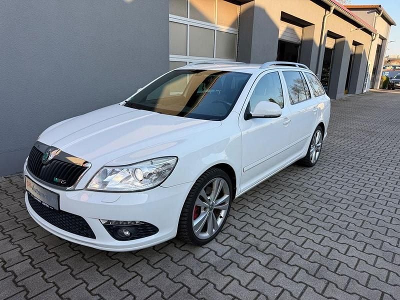 Gebraucht Skoda Octavia RS 170 PS (125 kW) 2012 Weiß Kombi