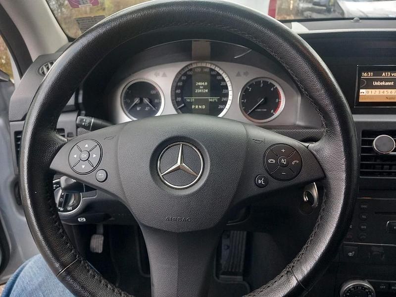 Gebraucht Mercedes GLK220 170 PS (125 kW) 2009 Silber SUV