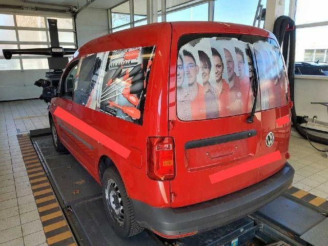 Gebraucht VW Caddy 102 PS (75 kW) 2020 Kirschrot Van / Kleinbus