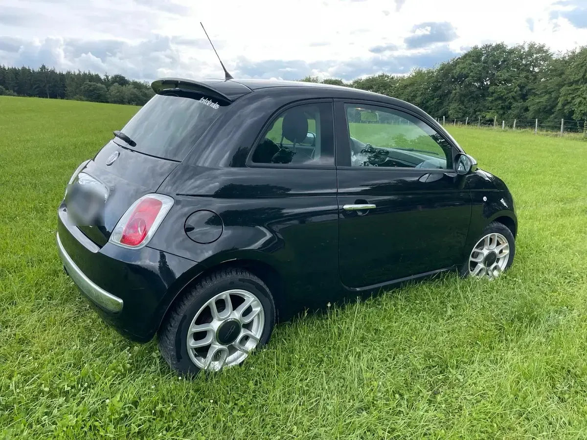 Gebraucht Fiat 500 86 PS (63 kW) 2011 Schwarz Kleinwagen