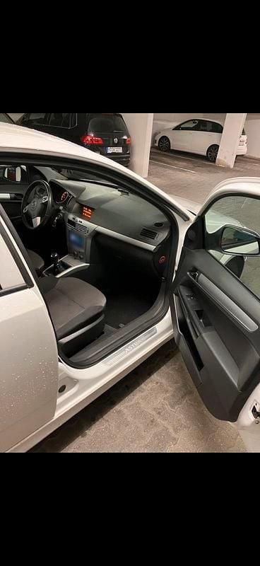 Gebraucht Opel Astra OPC 116 PS (85 kW) 2009 Weiß Kleinwagen
