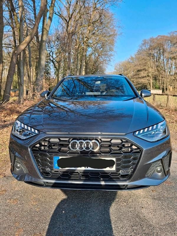 Gebraucht Audi A4 S-Line 190 PS (139 kW) 2019 Grau Kombi
